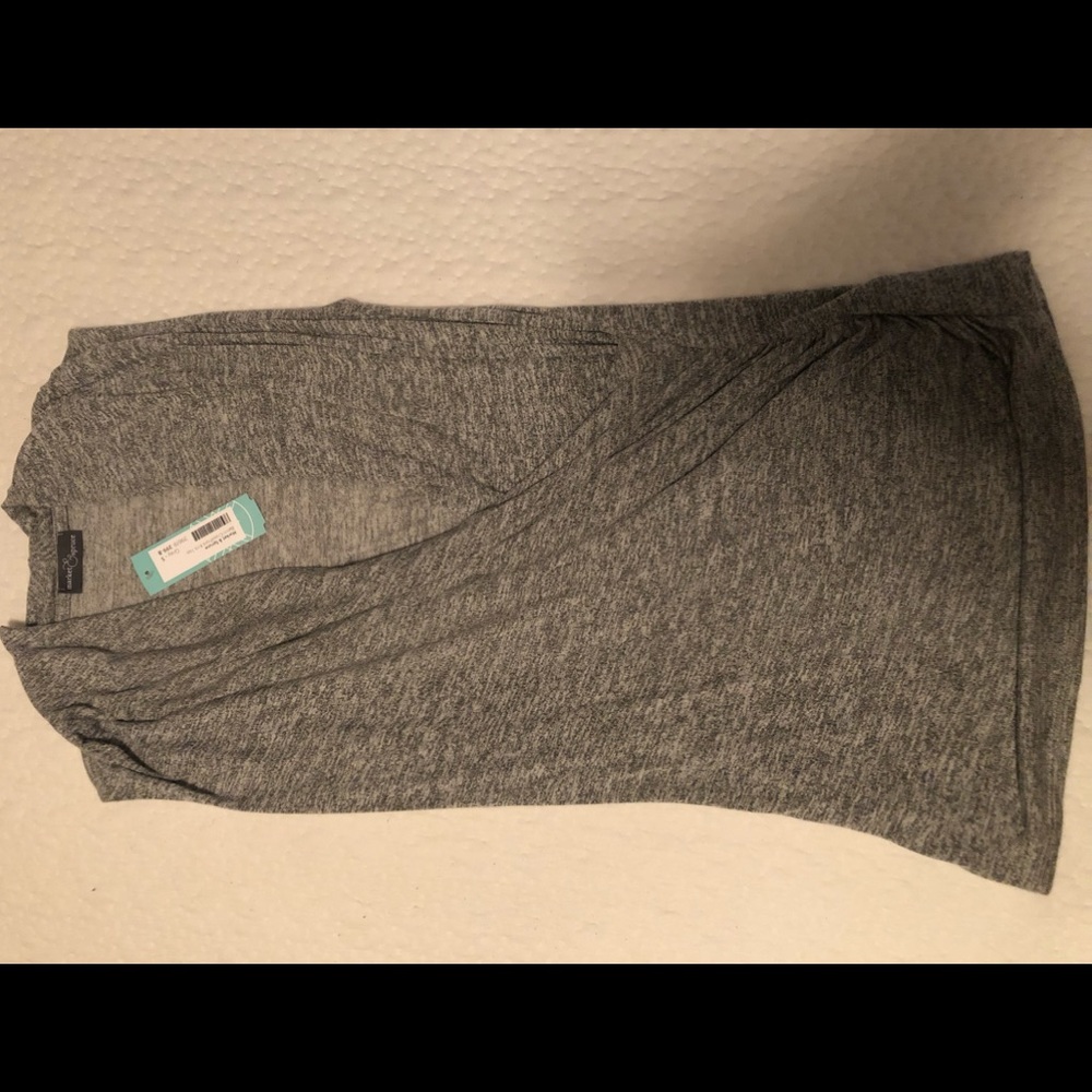 Market and Spruce swoop neck tank